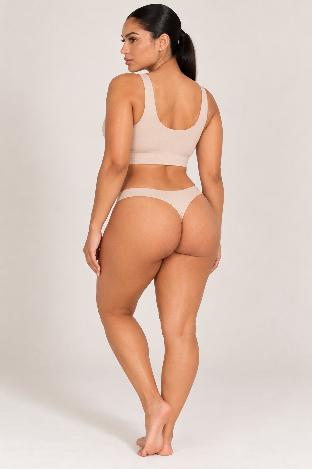 FEMMORRA Periodfree™ Mid Waist – Comfort precies waar jij het wilt.
